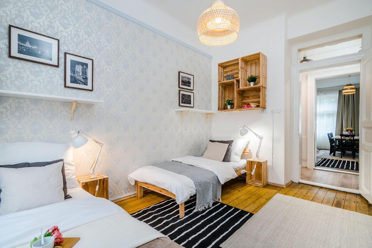 Spacious Apt In Center By Michal&friends * Prag